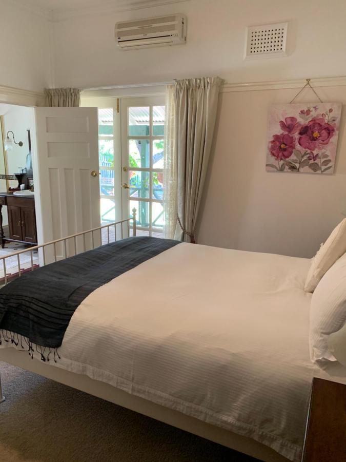 Rosebridge House Bed & Breakfast Adult Retreat Gooseberry Hill Экстерьер фото
