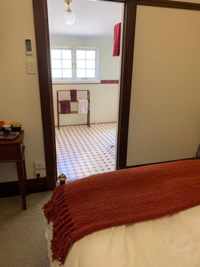 Rosebridge House Bed & Breakfast Adult Retreat Gooseberry Hill Экстерьер фото