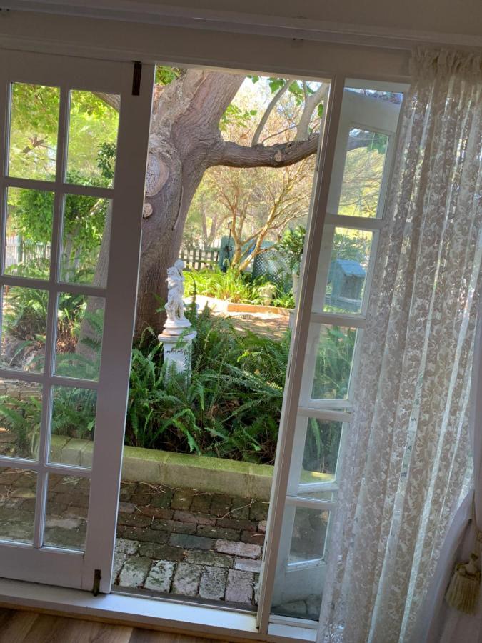 Rosebridge House Bed & Breakfast Adult Retreat Gooseberry Hill Экстерьер фото