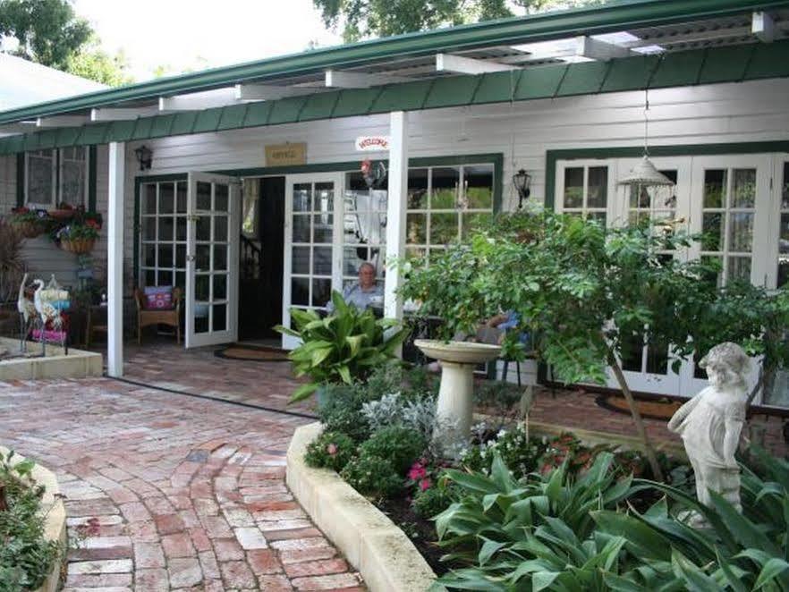 Rosebridge House Bed & Breakfast Adult Retreat Gooseberry Hill Экстерьер фото